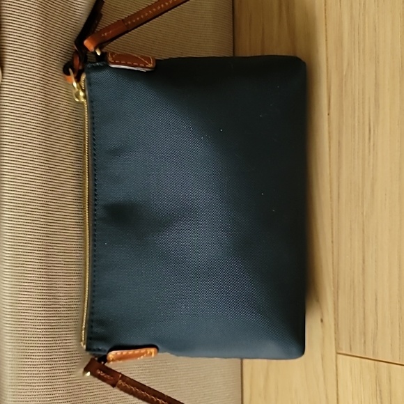 Dooney & Bourke Navy Nylon pouchette crossbody bag - Picture 4 of 16